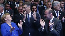 Endspurt vor Europawahl: Merkel und Weber mobilisieren gegen Rechte