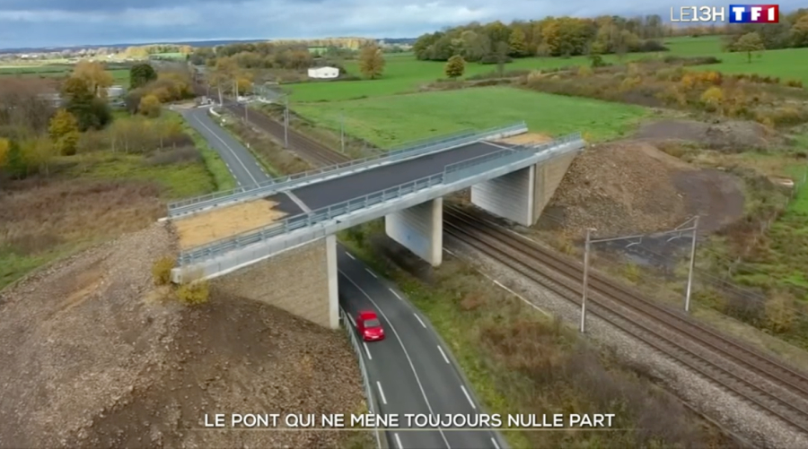 Ardennes : un pont en absurdie