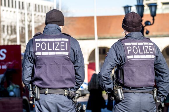 OVG Koblenz: Unrechtmäßige Sicherstellung eines Motorrads durch Polizei (© Lukassek - stock.adobe.com)